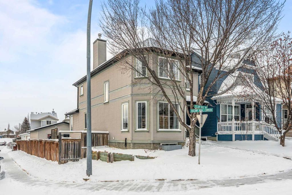 Photo of 4 Tuscany Ridge Way NW, Calgary, AB T2E 8A2 (MLS # A2287107)