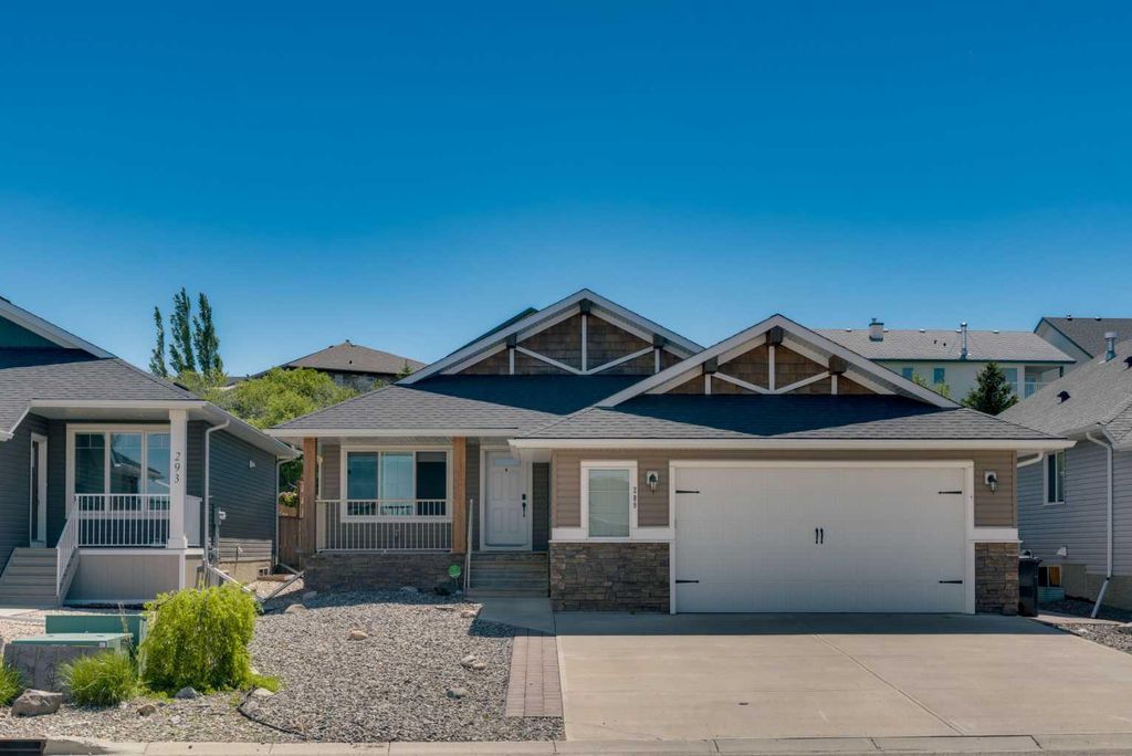 Photo of 289 Riverwood Crescent, Diamond Valley, AB T0L 0H0 (MLS # A2316640)