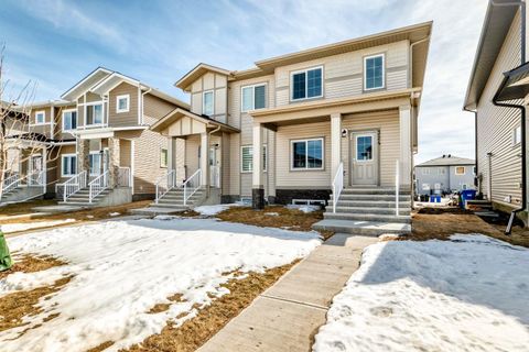Photo of 324 Cornerbrook Drive NE, Calgary, AB T3N 2J3 (MLS # A2304517)