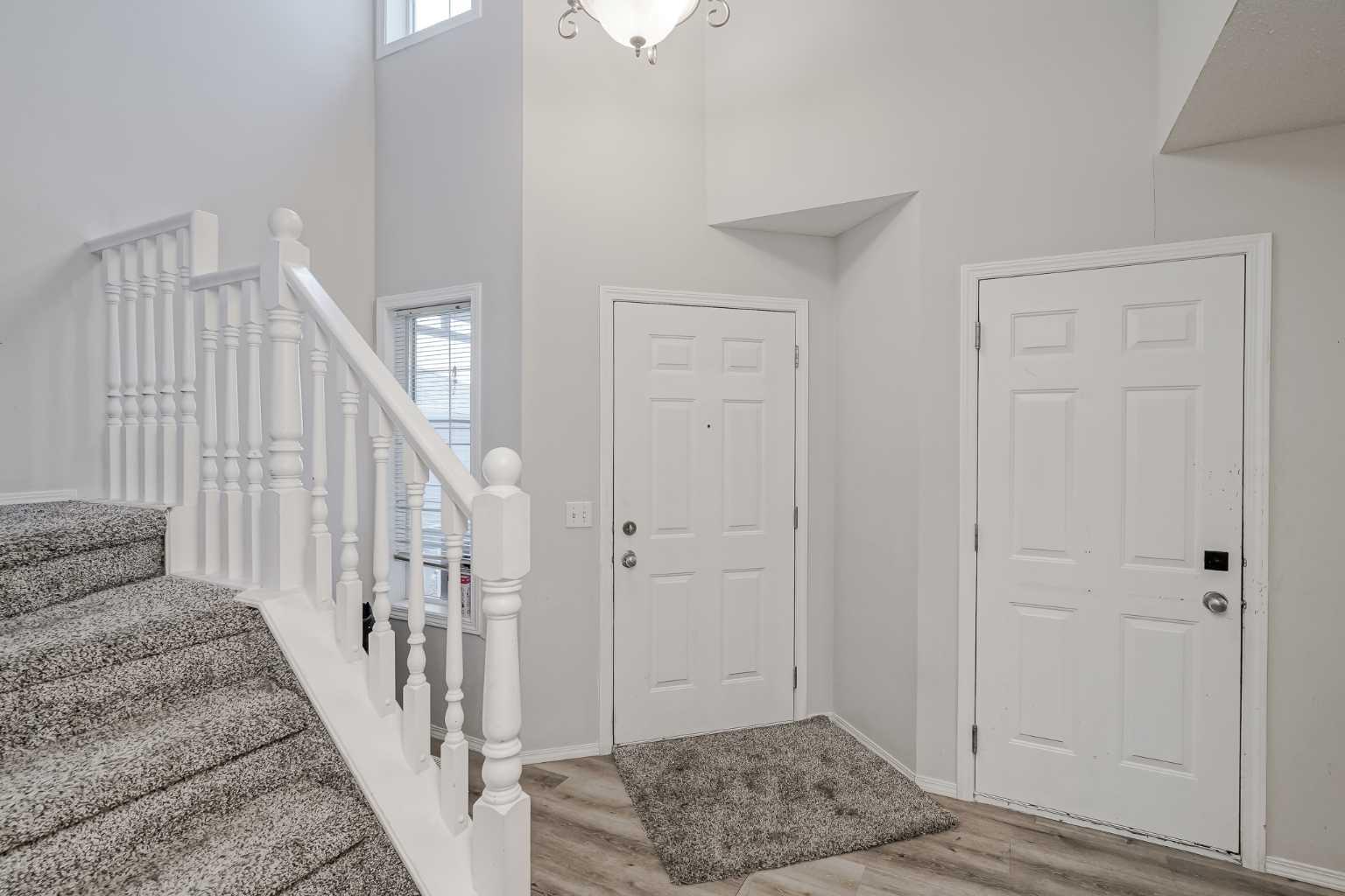 222 Bridleridge Way SW