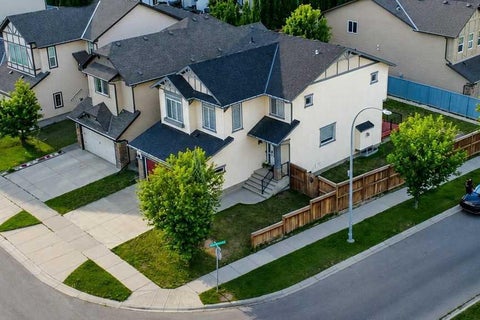Photo of 799 New Brighton Drive SE, Calgary, AB T2Z 1A1 (MLS # A2346109)