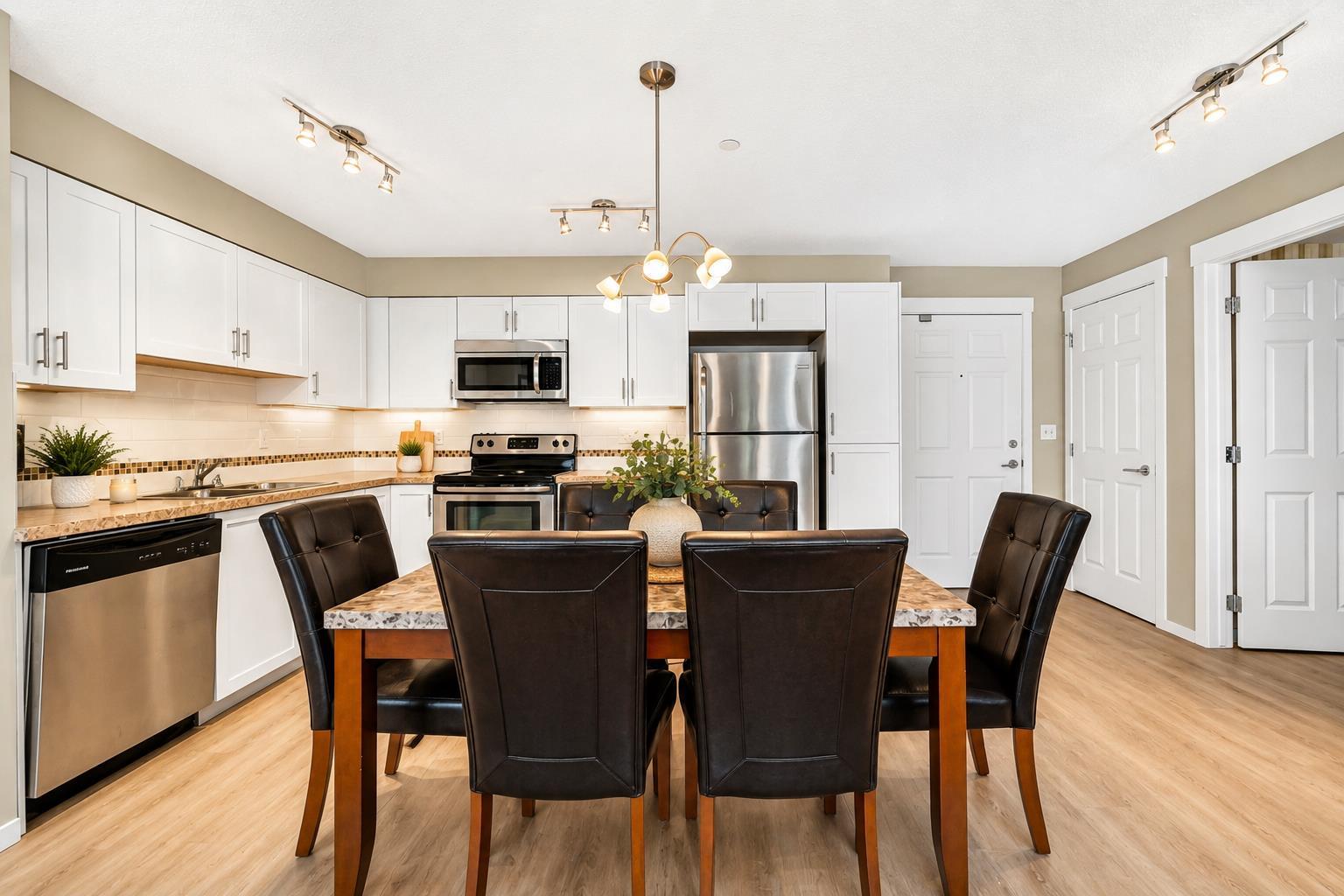 279 Copperpond Common SE 5210