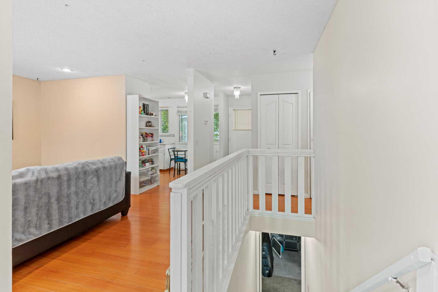412 Whitehill Place NE