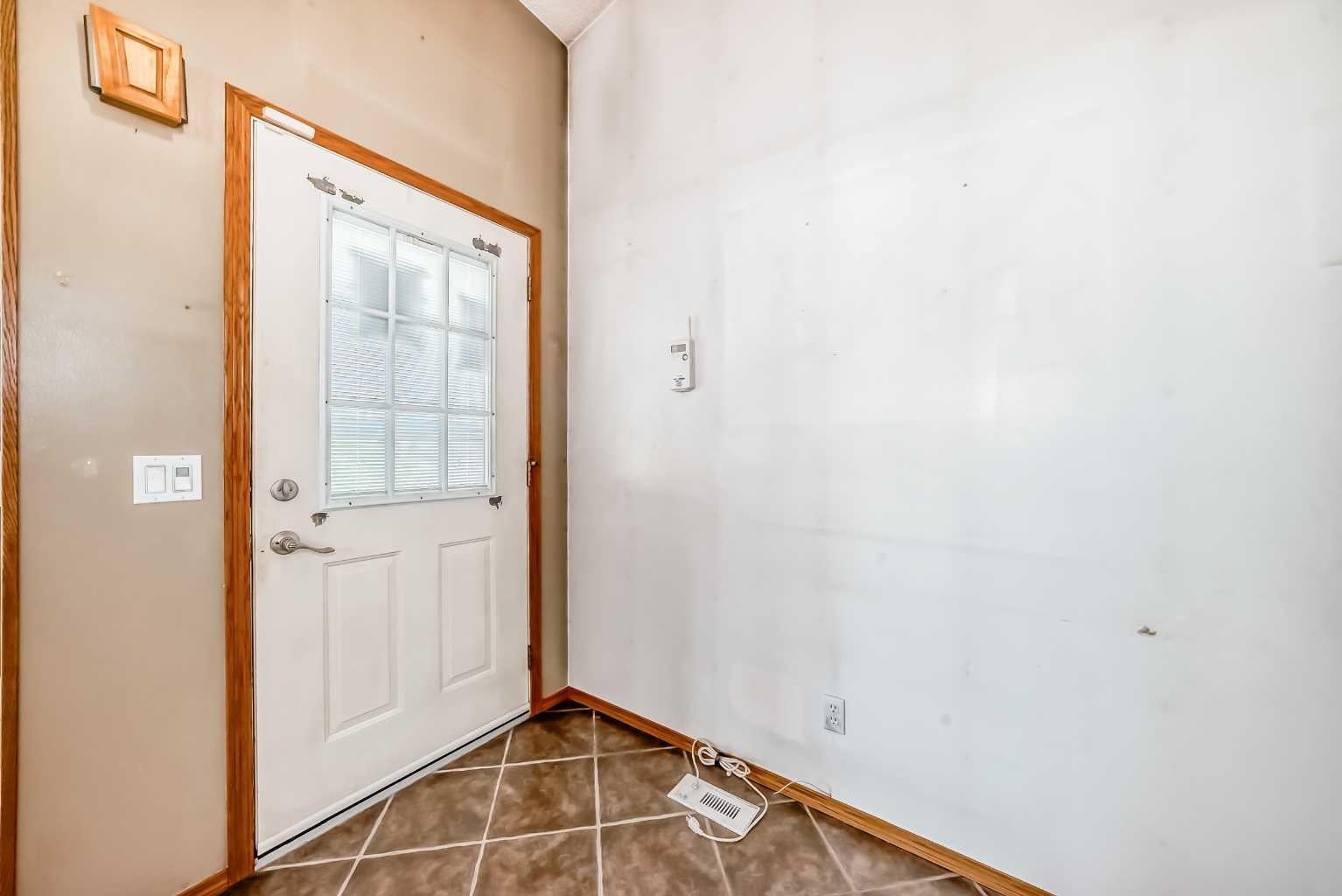 243 Erin Meadow Close