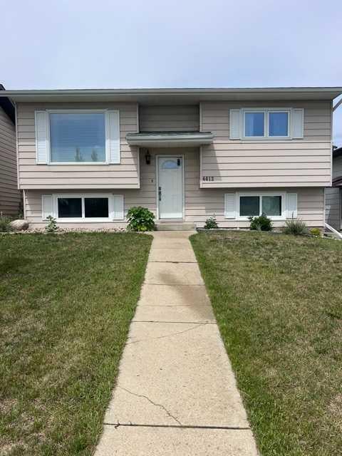 Photo of 4612 Womacks Road, Blackfalds, AB T0M 0J0 (MLS # A2319583)