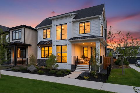 Photo of 24 Alpine Common SW, Calgary, AB T2Y 0V3 (MLS # A2314646)