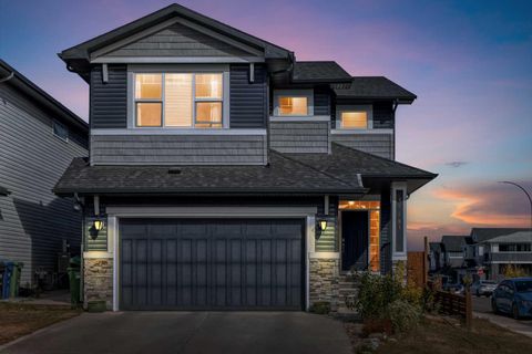 113 Howse Mount NE Calgary AB T3P 1P1