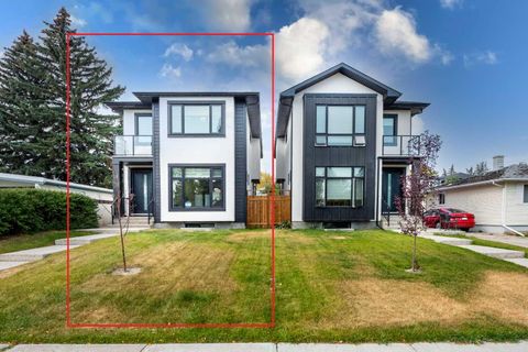 Photo of 31 Harvard Street NW, Calgary, AB T2K 2B5 (MLS # A2288389)