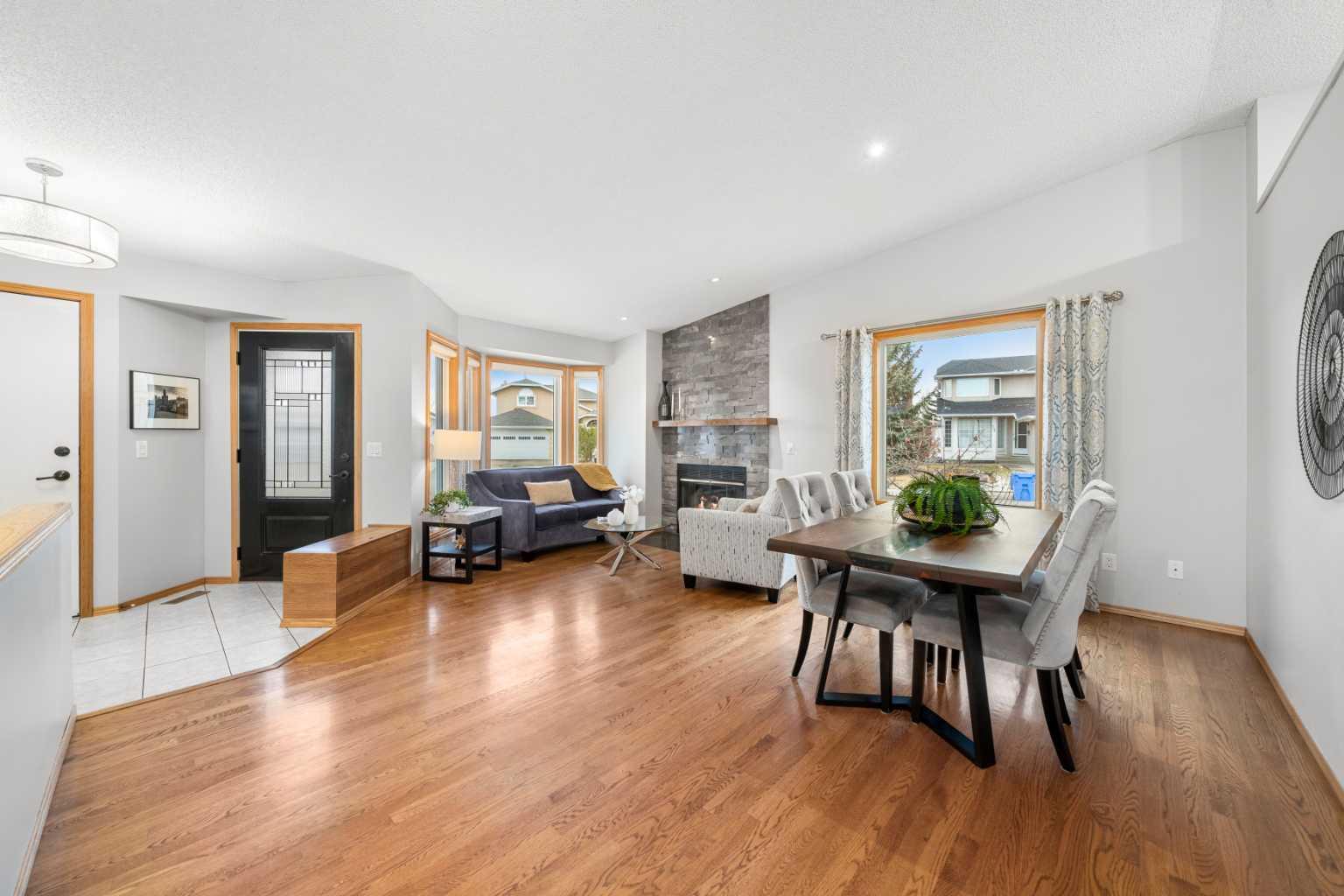 177 Hidden Vale Close NW