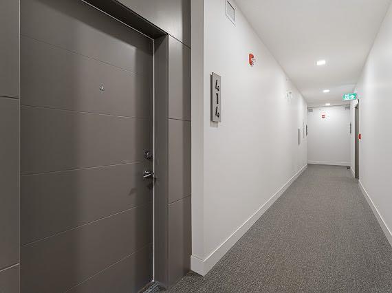 214 Sherwood Square NW 414