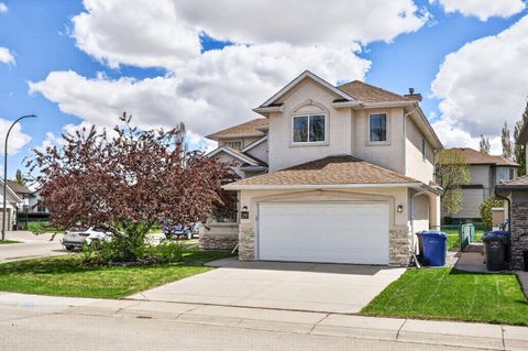 Photo of 240 Cove Drive, Chestermere, AB T1X 1E5 (MLS # A2314416)