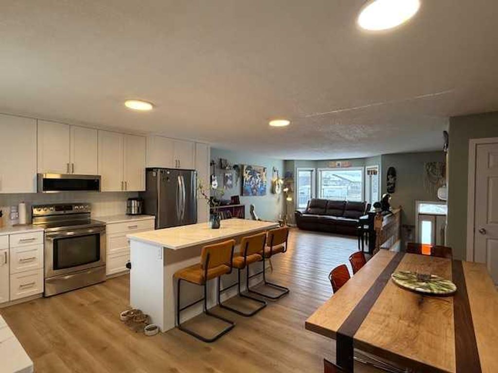 Photo of 27 Bison Crescent, High Level, AB T0H 1Z0 (MLS # A2286738)