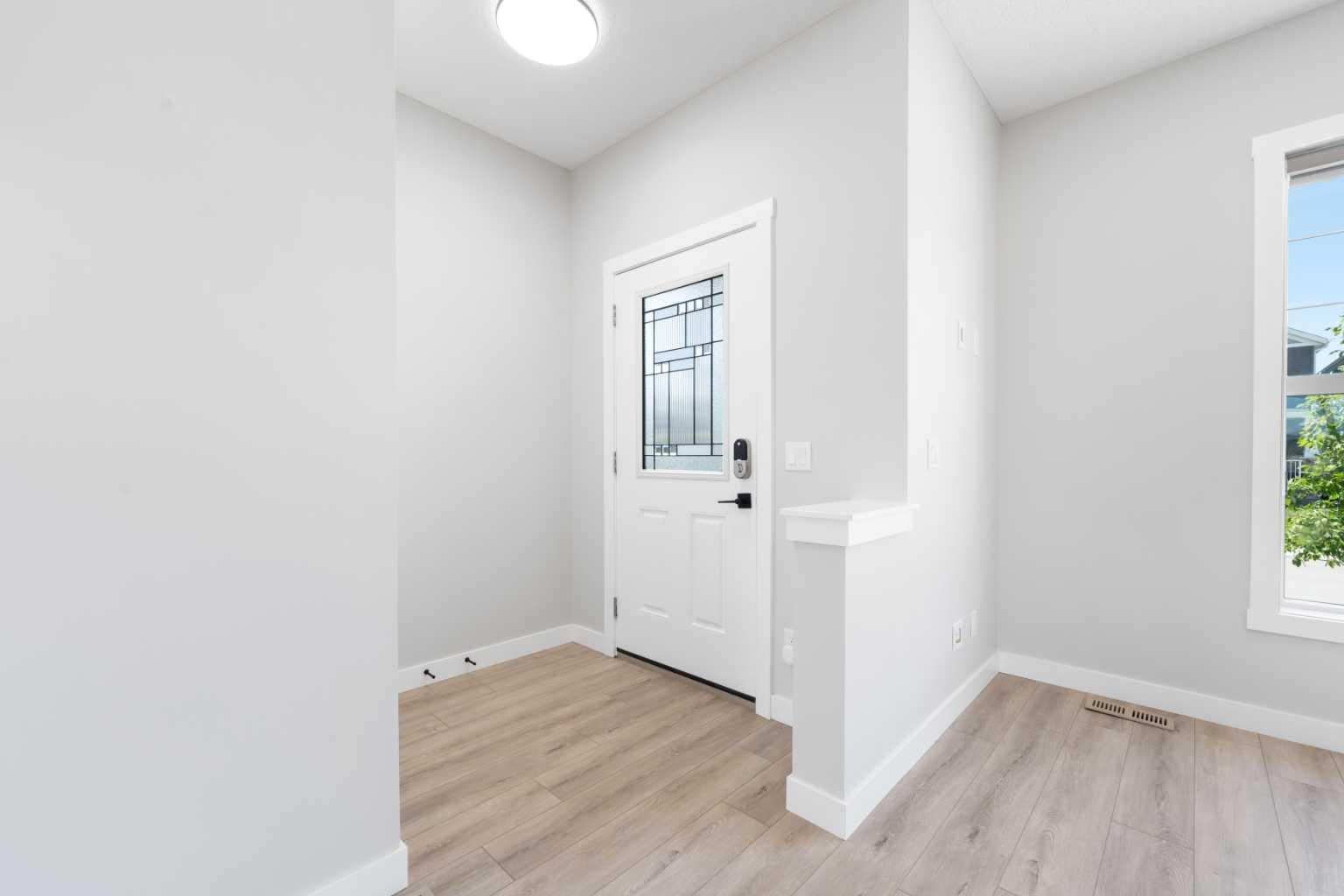 124 Legacy Glen Place SE