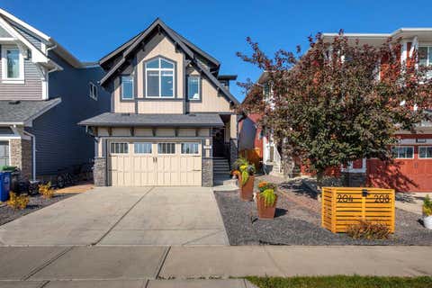 Photo of 204 Paint Horse Drive, Cochrane, AB T4C 0X1 (MLS # A2302002)