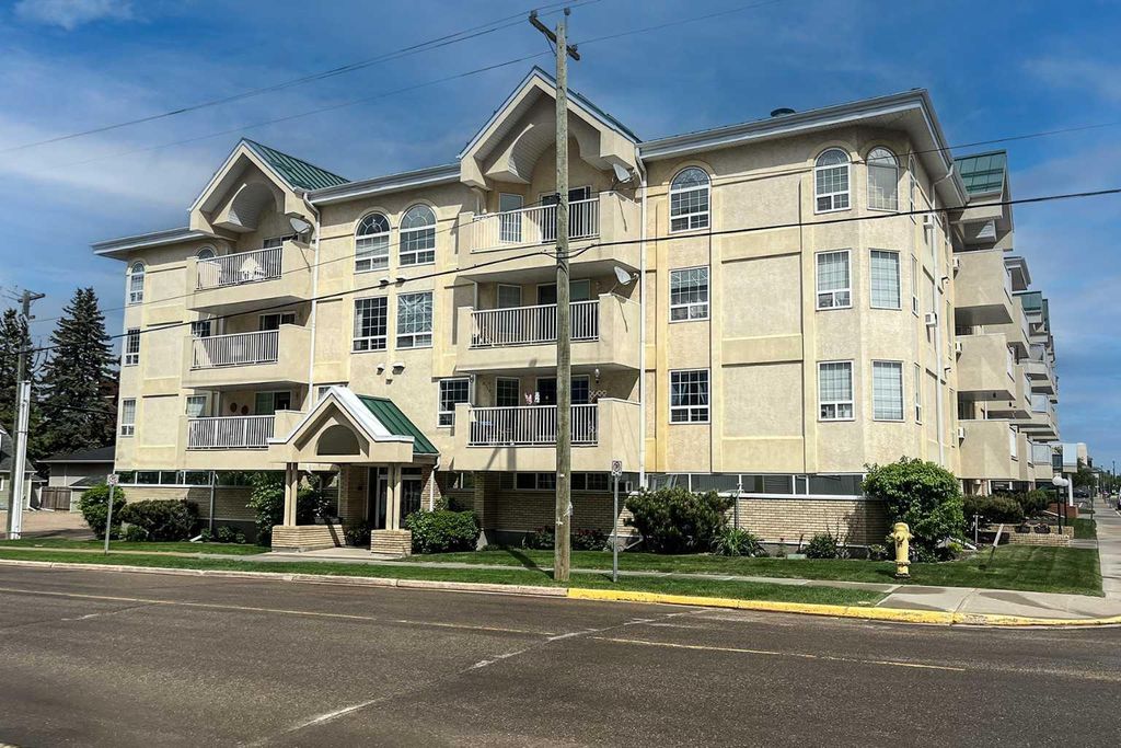 Photo of 5120 49 Street #301, Lloydminster, AB T9V 0K4 (MLS # A2316077)