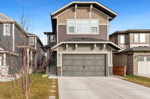 68 Morgan Street Cochrane AB T4C 2R6