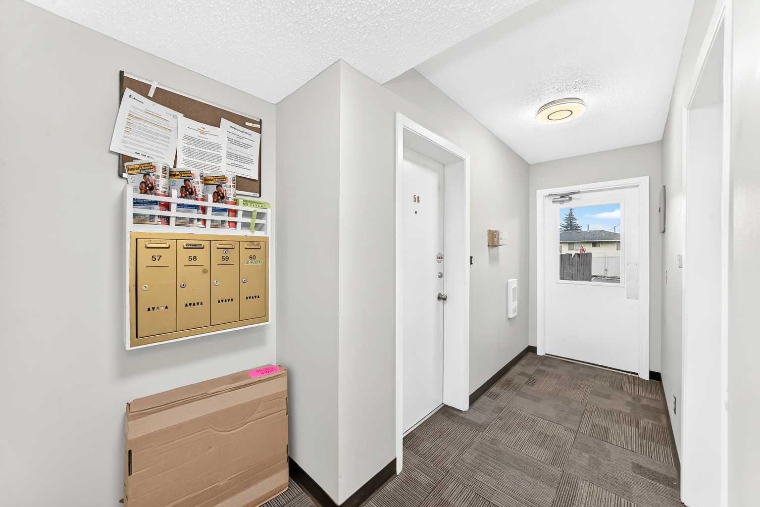 175 Manora Place NE 58