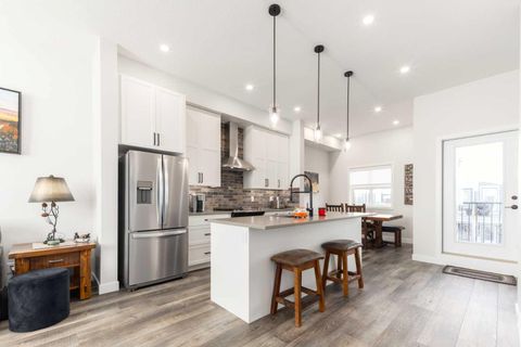 Photo of 188 LES JARDINS Park SE, Calgary, AB T2C 5V3 (MLS # A2284893)