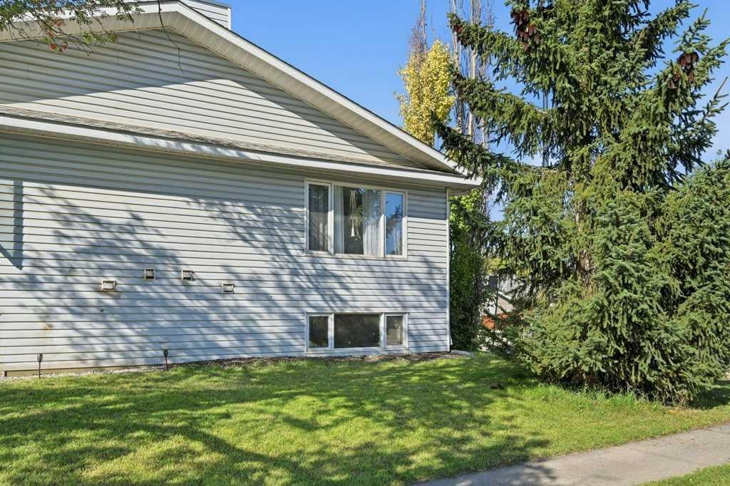 Photo of 3702 51 Avenue, Red Deer, AB T4N 4C6 (MLS # A2341875)
