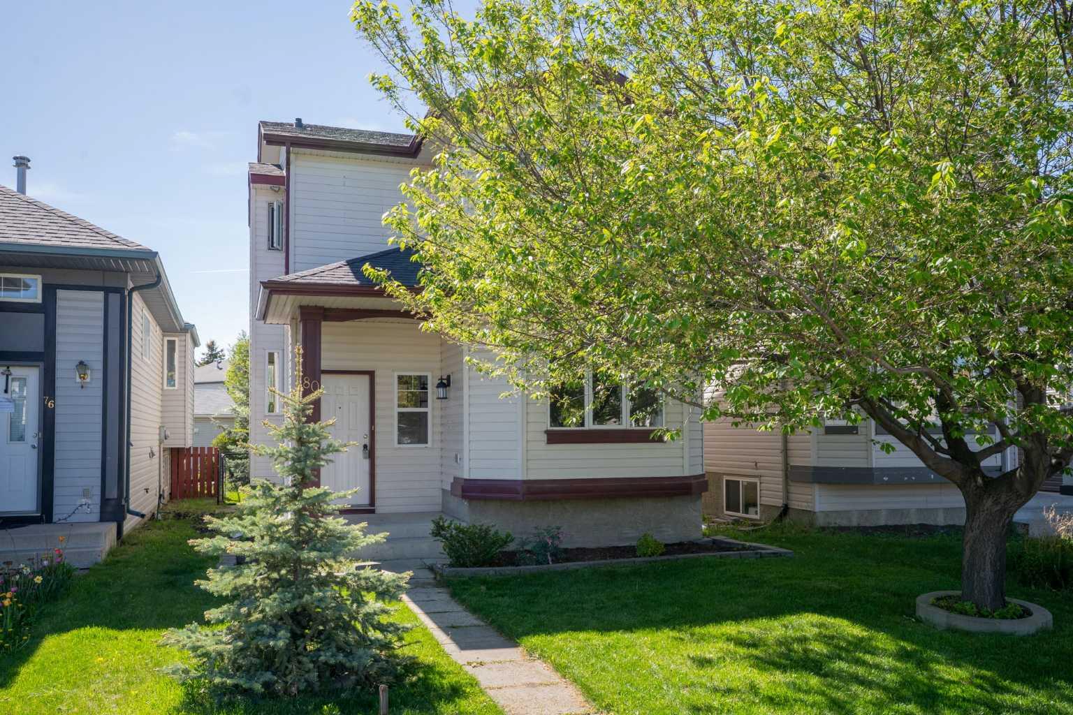 80 Country Hills Way NW