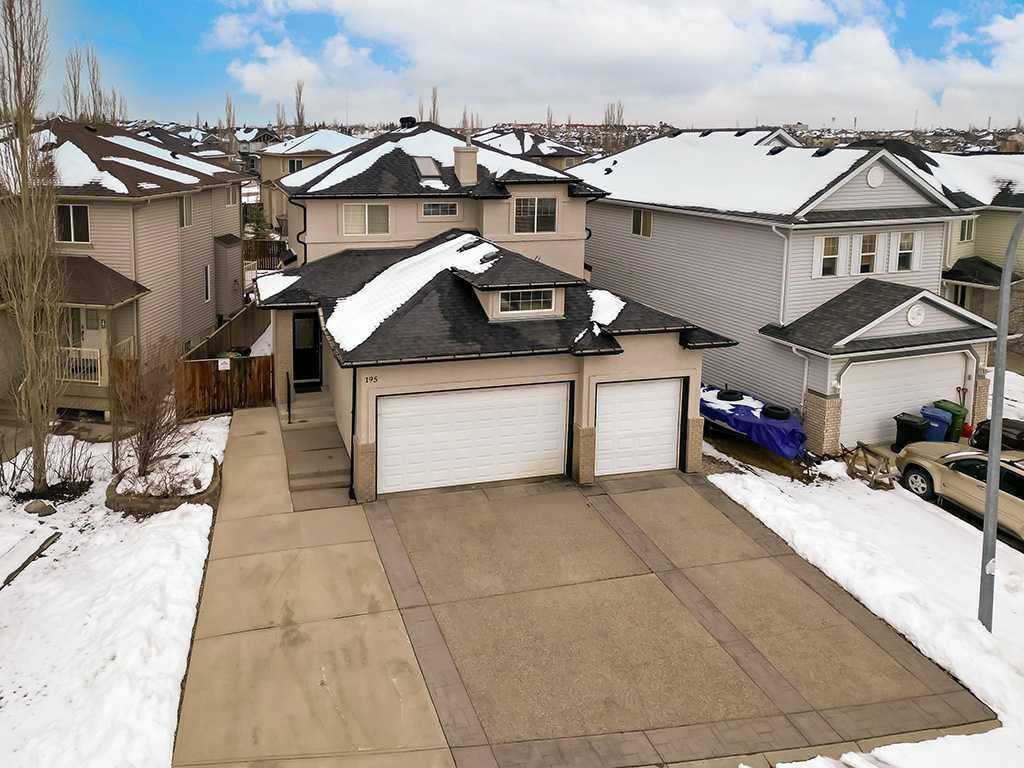 Photo of 195 Royal Birkdale Crescent NW, Calgary, AB T3G 5R7 (MLS # A2296381)