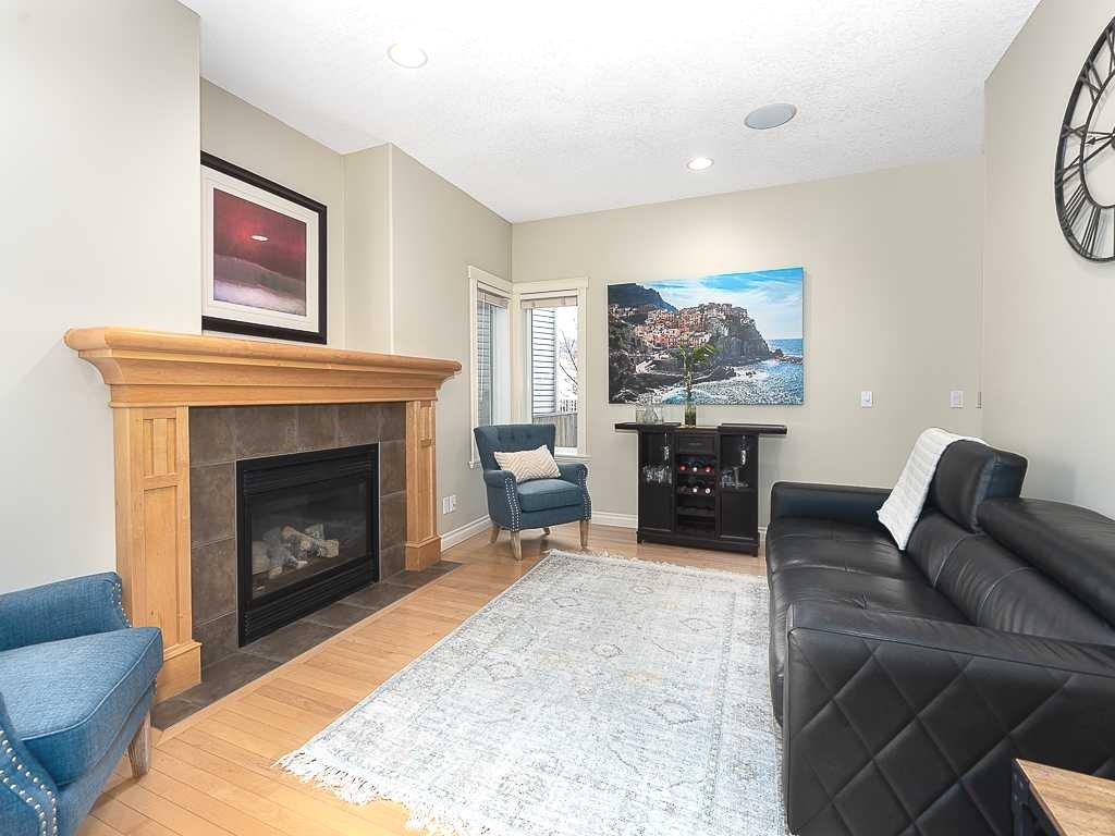 195 Royal Birkdale Crescent NW