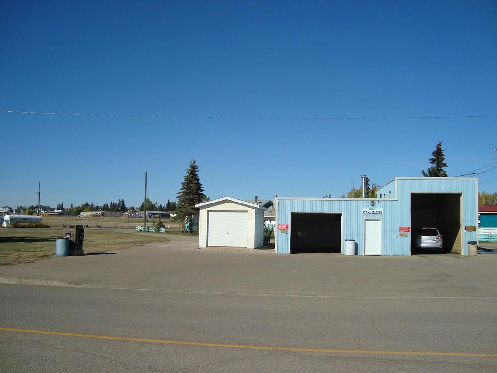 Photo of 116 First Avenue, Trochu, AB T0M 2C0 (MLS # A2003286)
