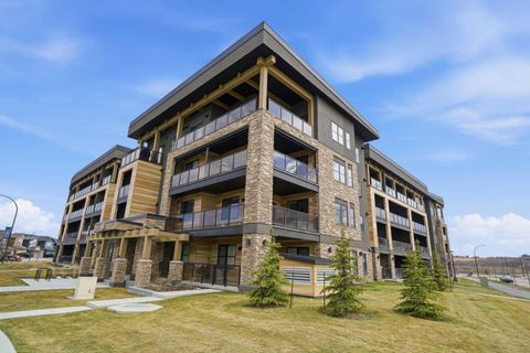 Photo of 55 Wolf Hollow Crescent SE #318, Calgary, AB T2X 5K9 (MLS # A2307235)