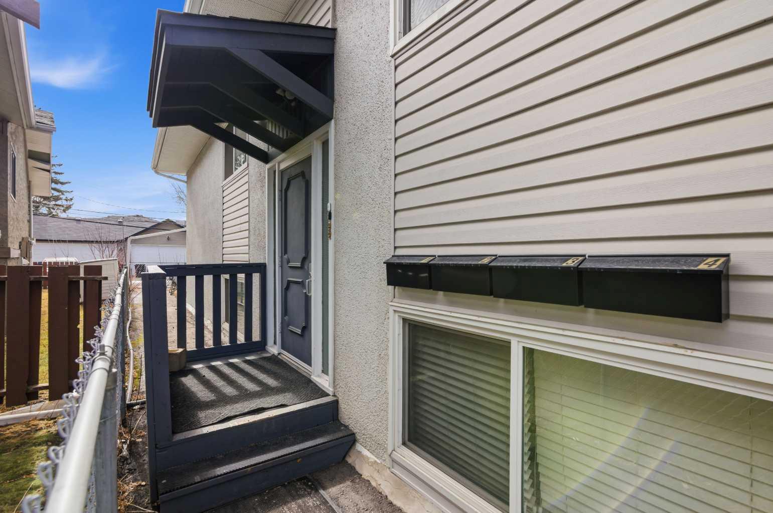 6131 Bowness Road NW