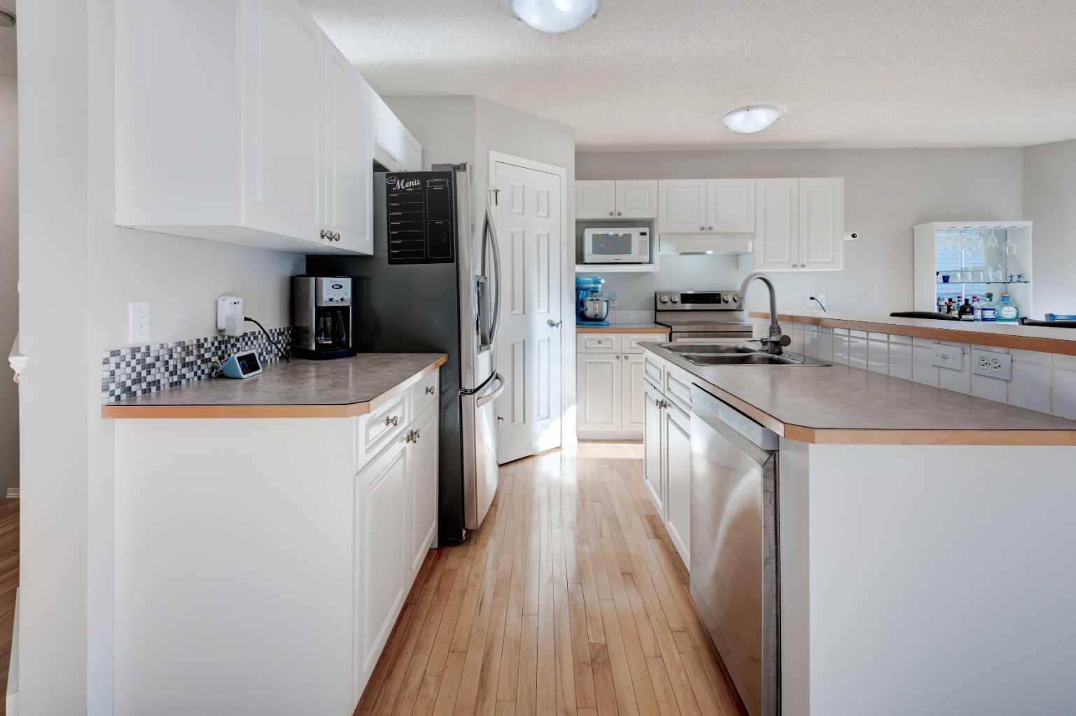 239 Chapalina Place SE