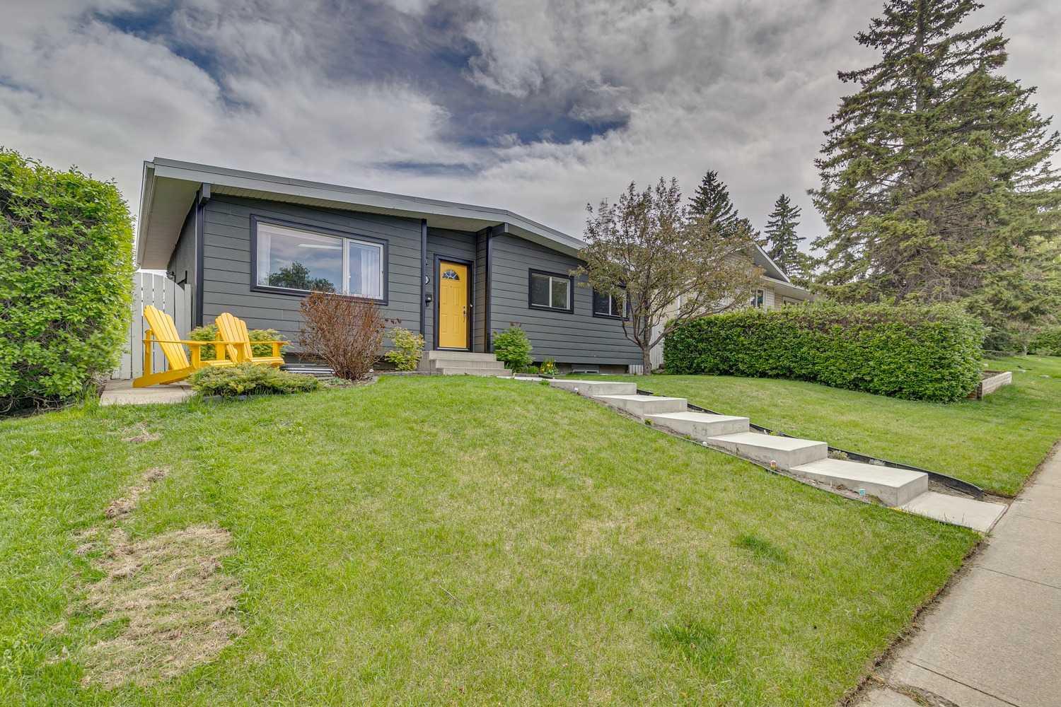 10651 Shillington Crescent SW