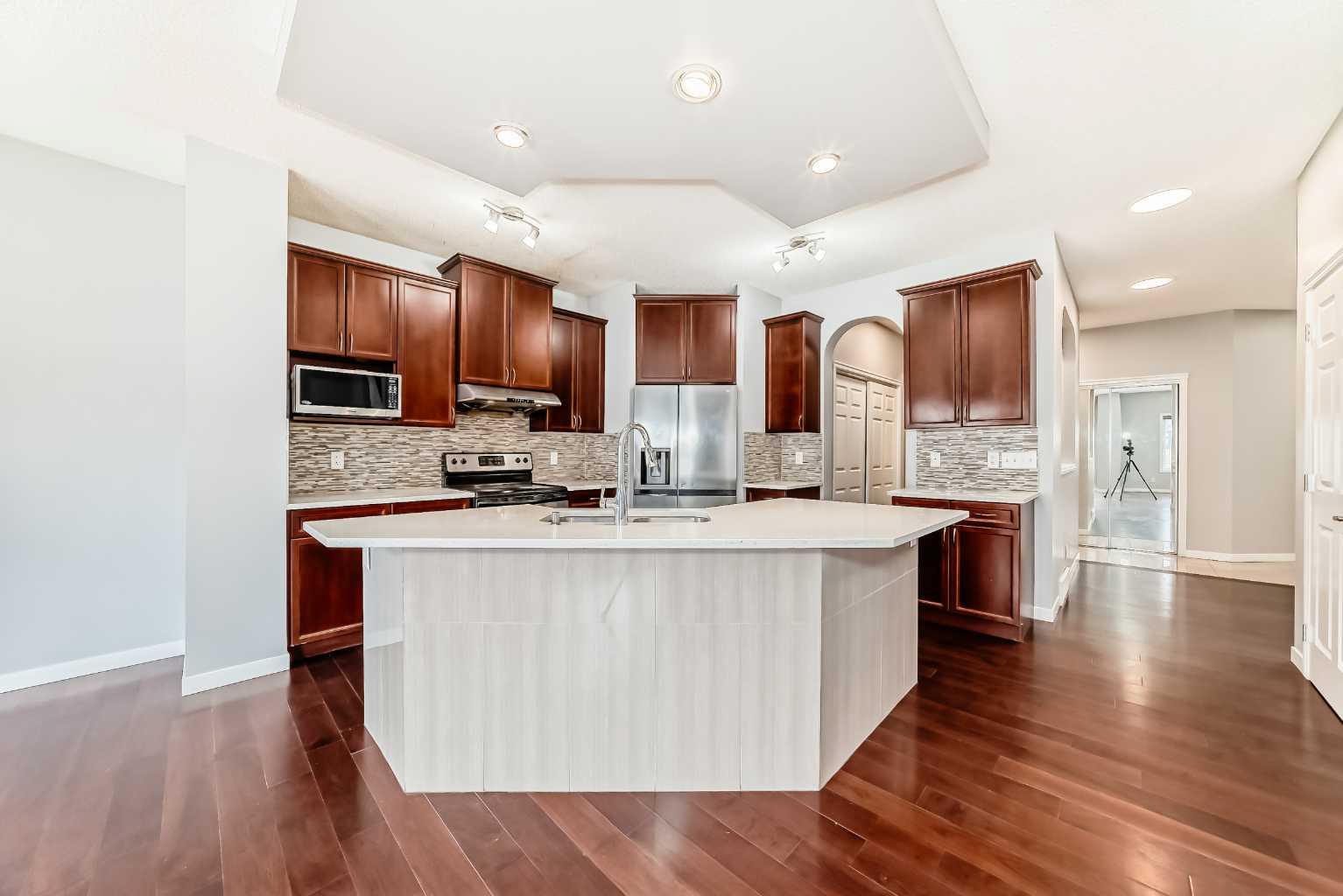 46 Saddlecrest Gardens NE