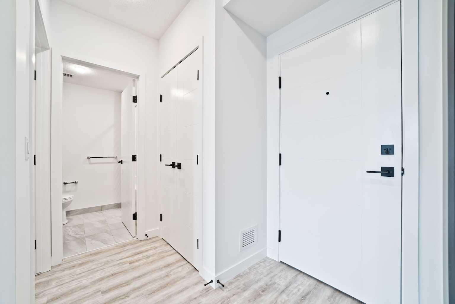 4138 University Avenue NW 625