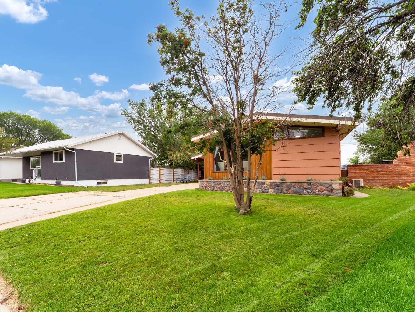 164 Muir Crescent NW