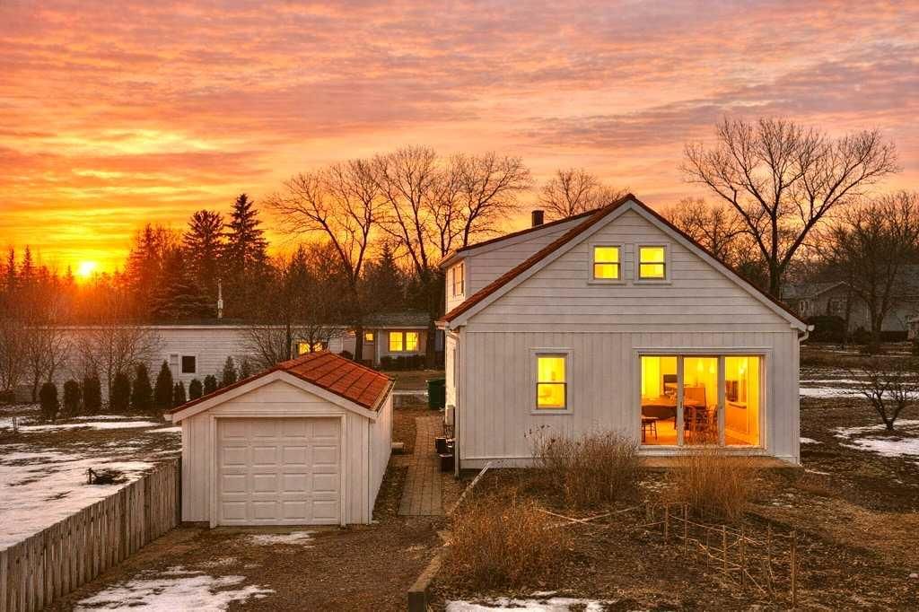 Photo of 3702 44 Avenue, Red Deer, AB T4N 3H5 (MLS # A2295344)