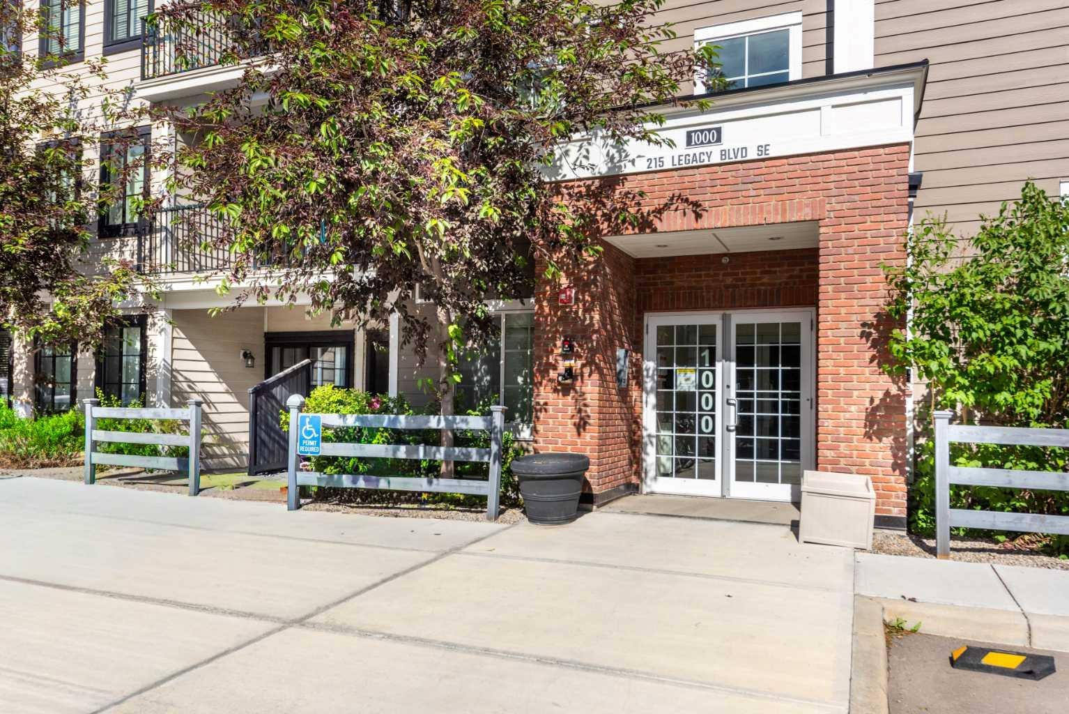 215 Legacy Boulevard SE 1407