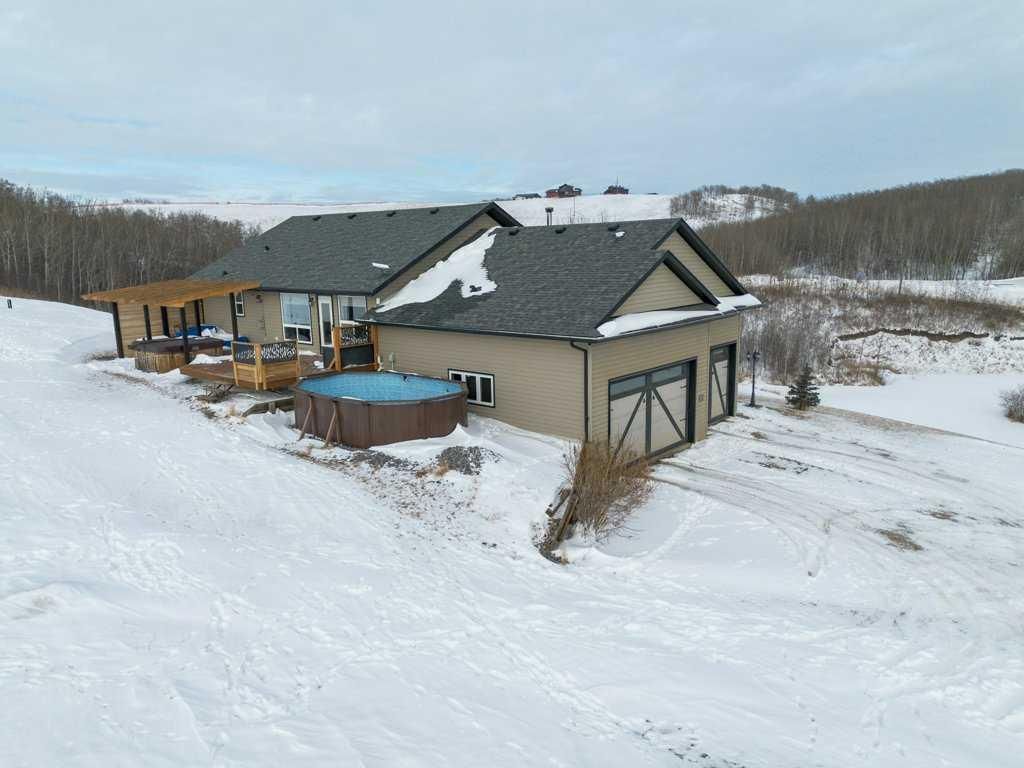 Photo of 37502 Range Road 263, Rural Red Deer County, AB T4E 1J1 (MLS # A2287186)