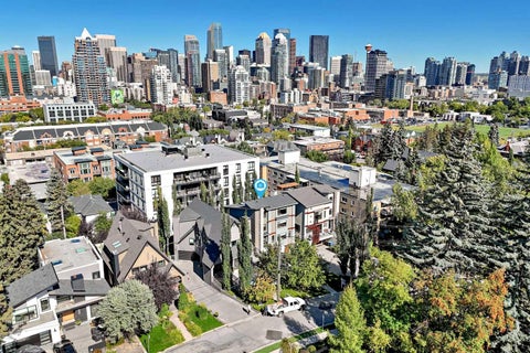Photo of 826 Durham Avenue SW, Calgary, AB T2T 5R2 (MLS # A2336995)