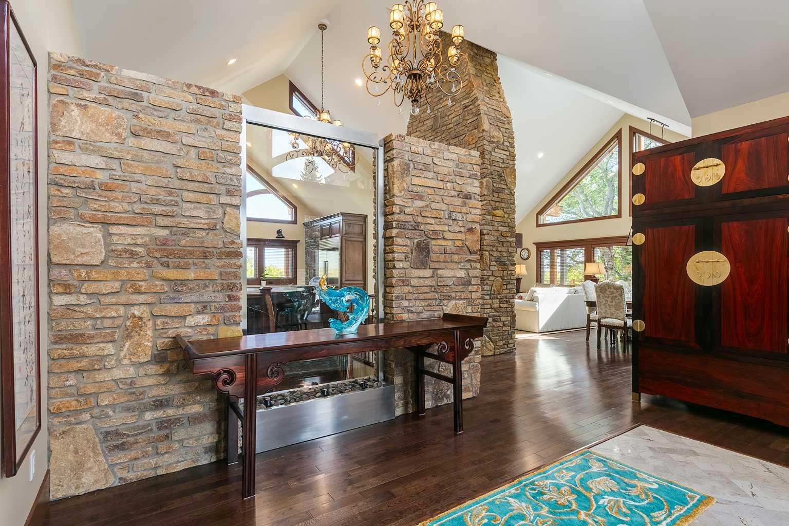 1661 St Andrews Place NW