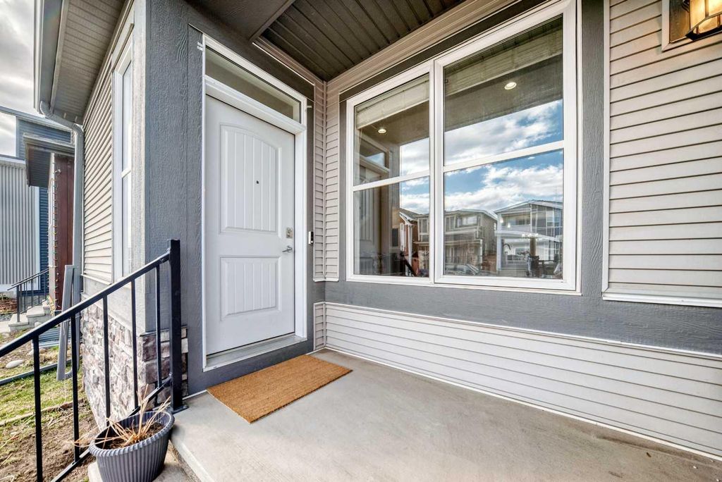 Photo of 140 Howse Avenue NE, Calgary, AB T3P 0W1 (MLS # A2316232)