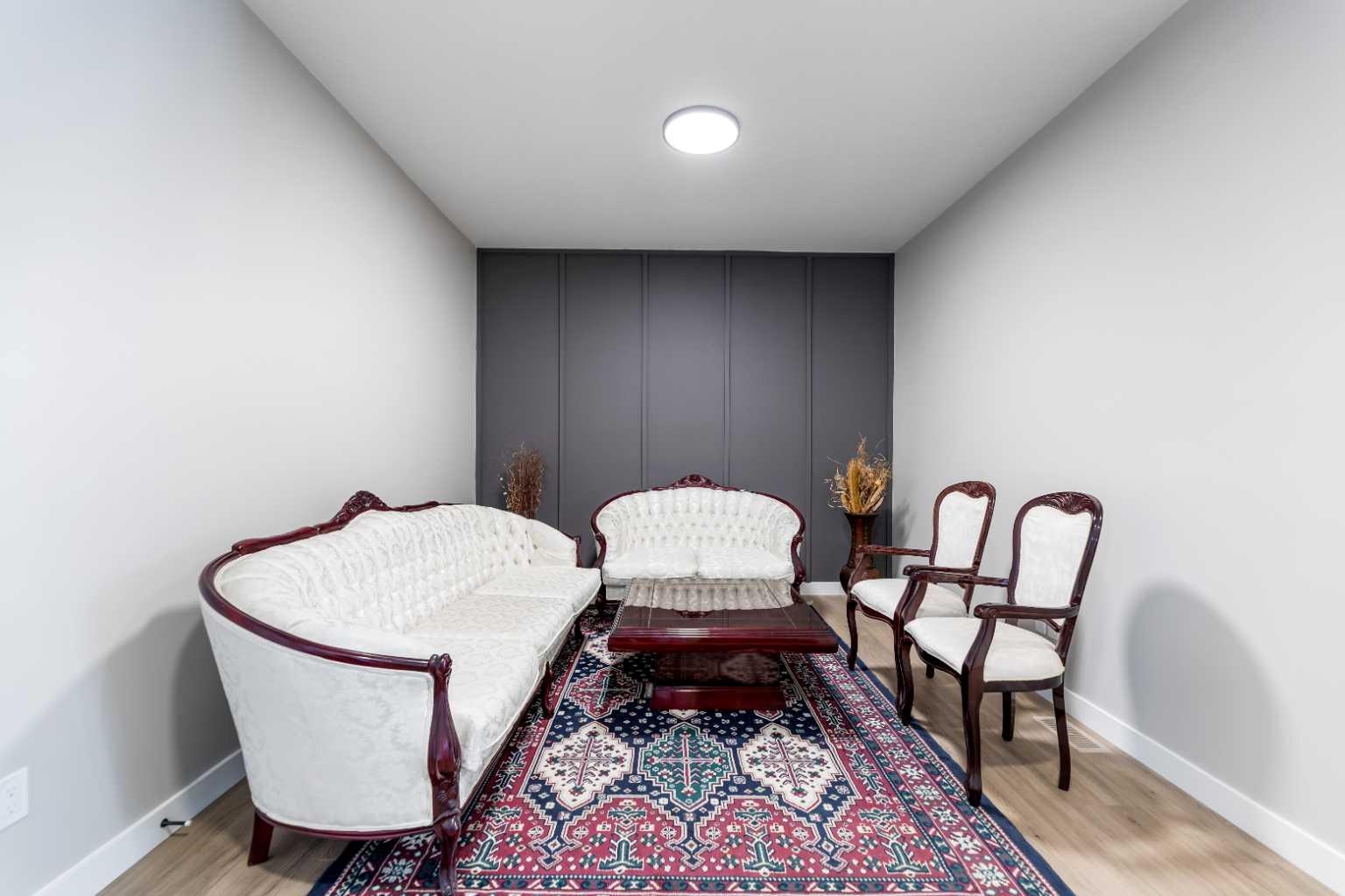 388 Homestead Grove NE