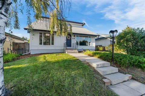 Photo of 64 Doverview Place SE, Calgary, AB T2B 1Z5 (MLS # A2344806)