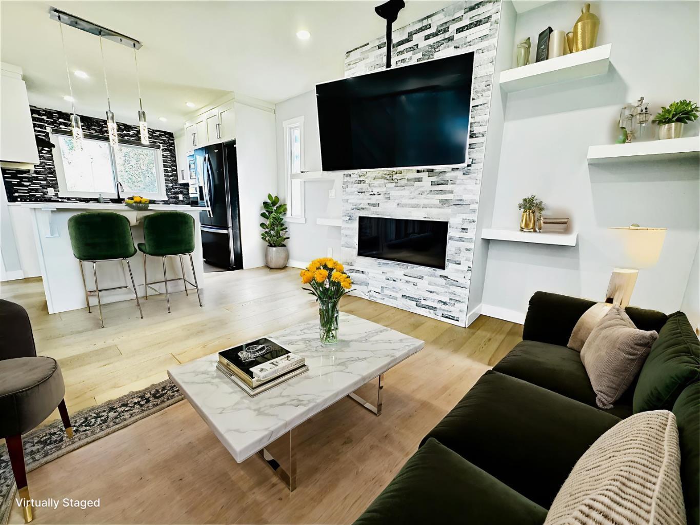 10304 Elbow Drive SW