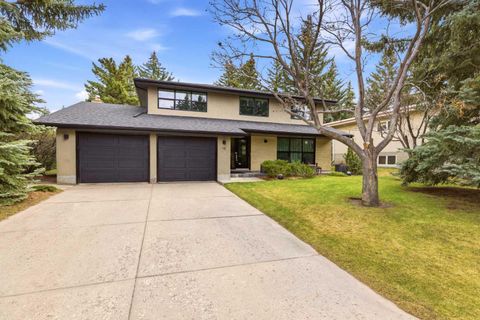 Photo of 12 Varsville Place NW, Calgary, AB T3A 0A8 (MLS # A2296122)