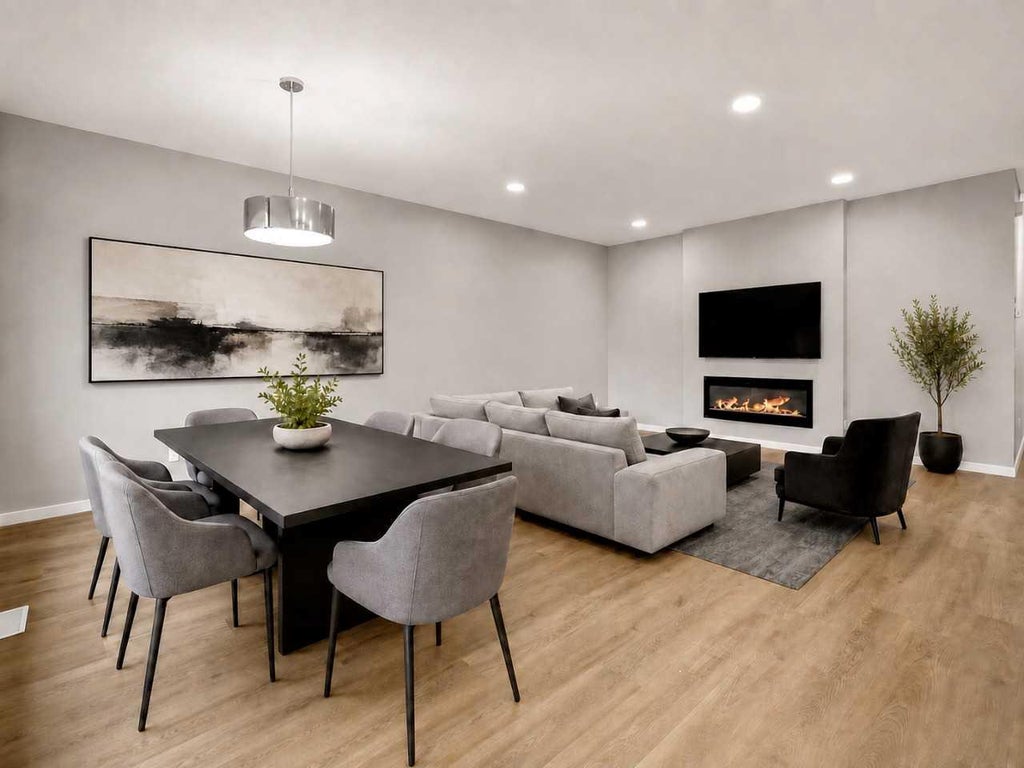 Photo of 111 Heritage Ridge, Cochrane, AB T4C 2J8 (MLS # A2348731)