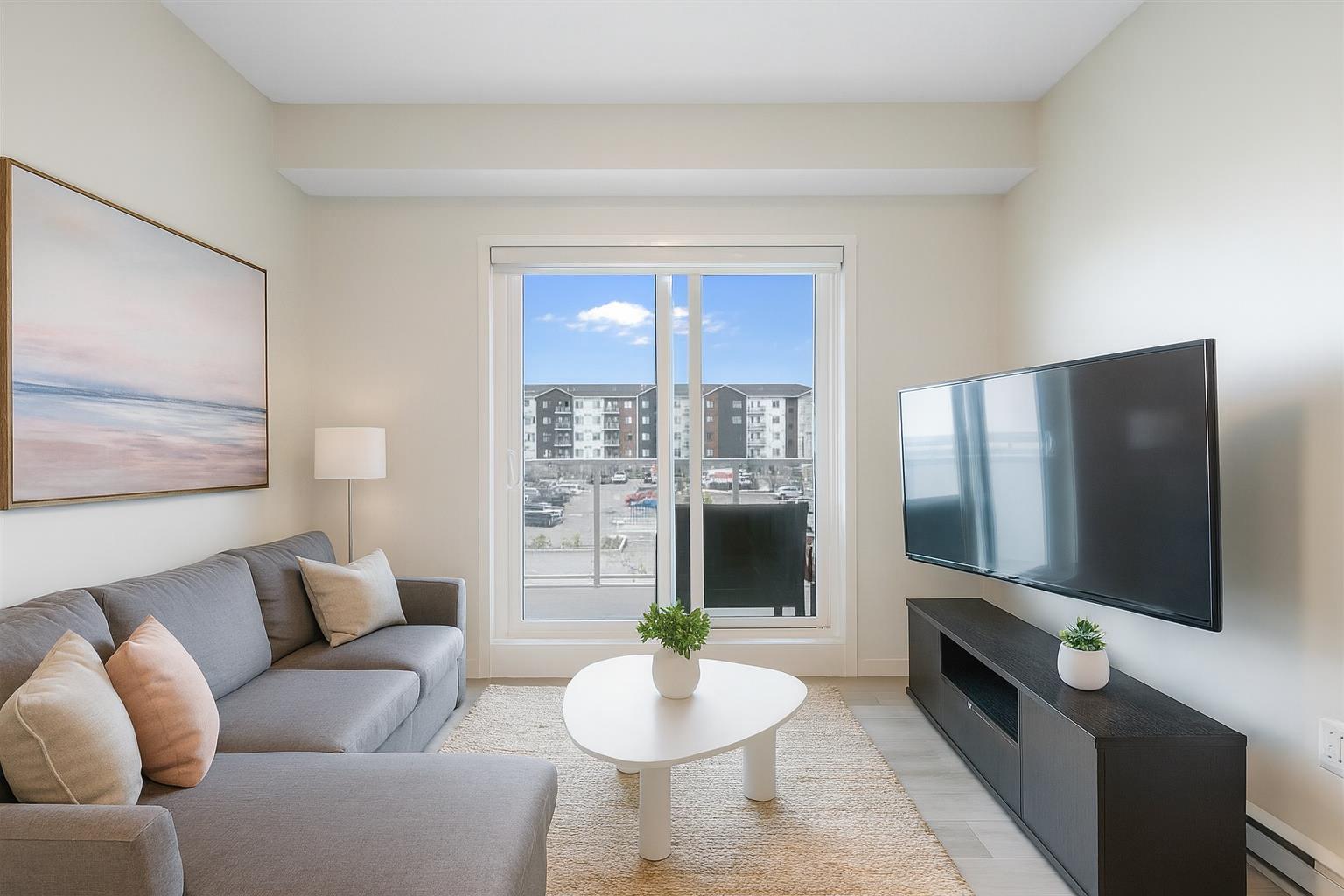 80 Carrington Plaza NW 308