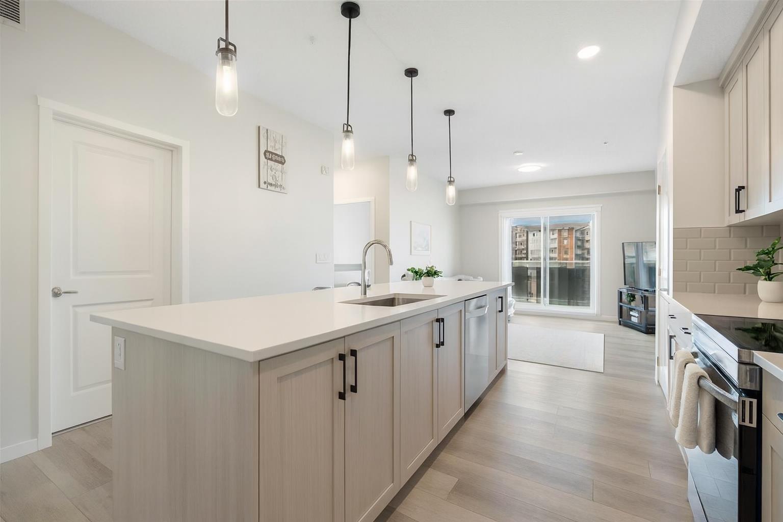 80 Carrington Plaza NW 308