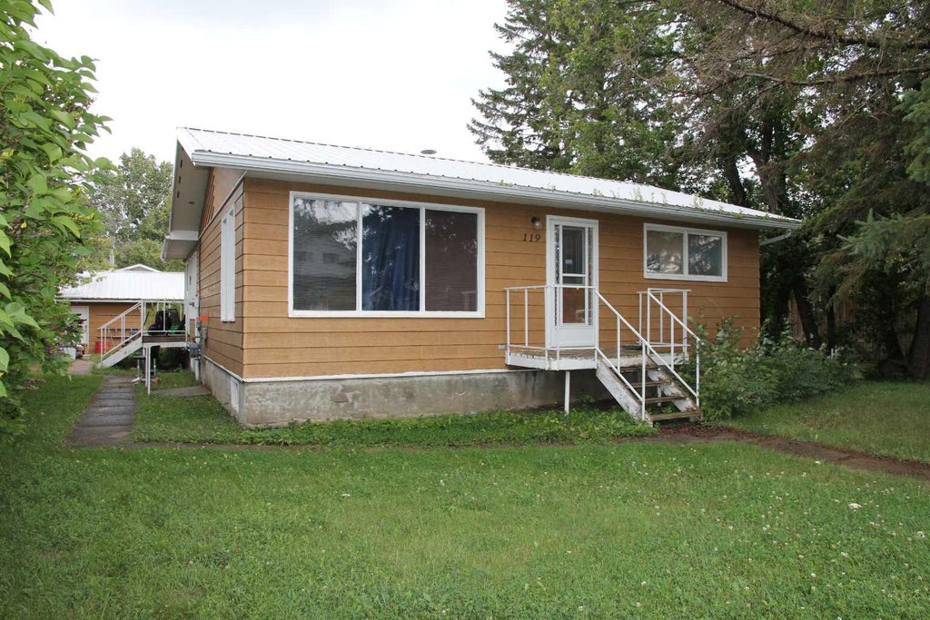 Photo of 119 4 Street E, Maidstone, SK S0M 1M0 (MLS # A2348178)