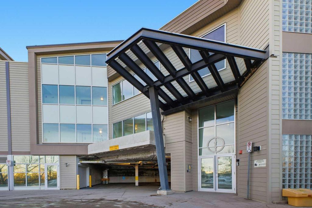 Photo of 4303 1 Street NE #201, Calgary, AB T2E 7M3 (MLS # A2282878)