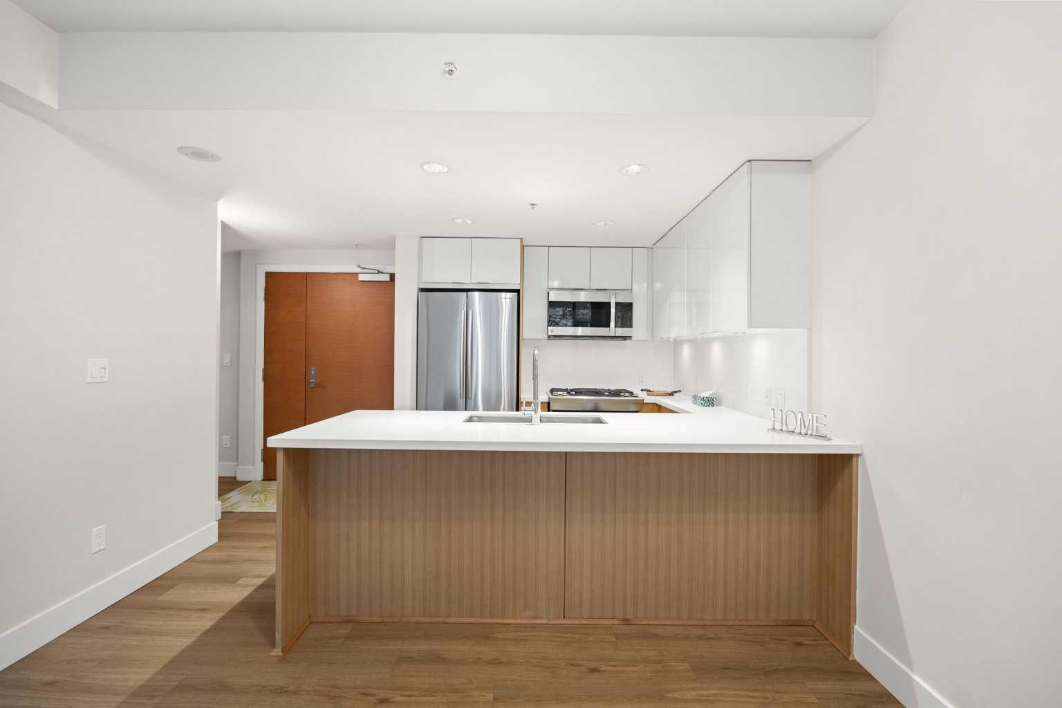 519 Riverfront Avenue SE 206